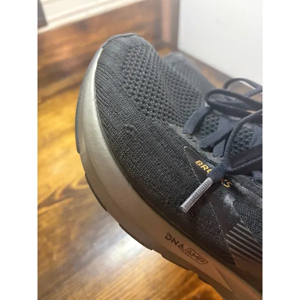 Brooks Black Sneakers Women‎ Size 9 - Image 4