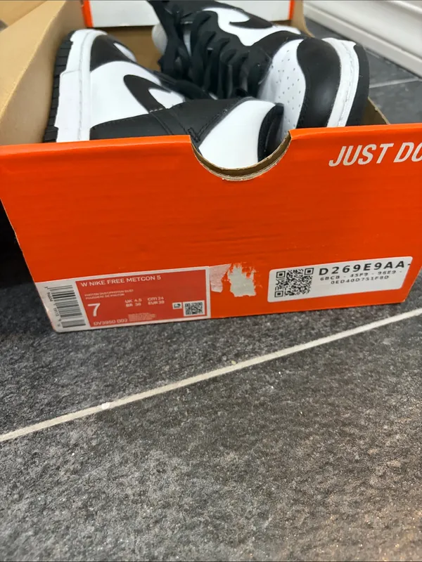 Nike Black and White High-Top Sneakers - Image 4