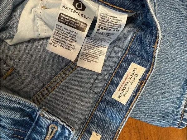 Levi’s Baggy Dad Women’s Jeans - Image 9