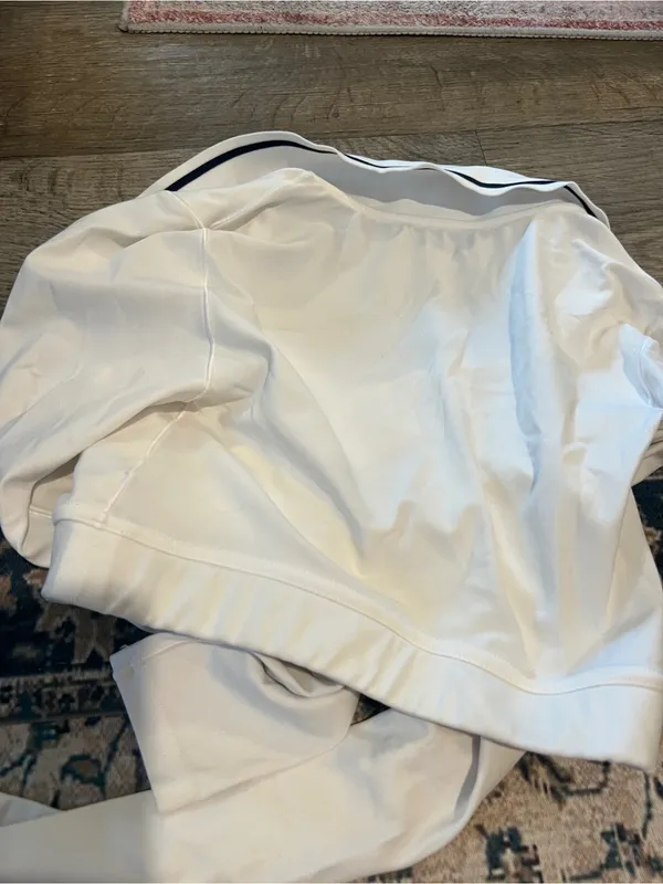 Aerie Cropped White Long-Sleeve Polo Top - Image 8