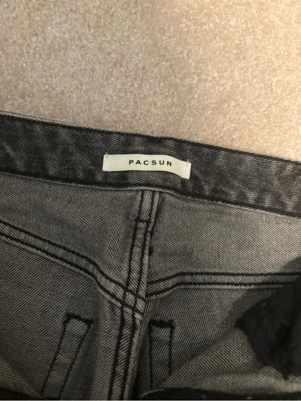 Pacsun black/dark grey ripped 90s boyfriend jeans - Image 4