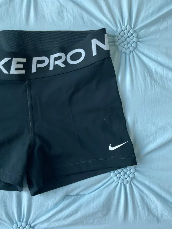 Nike Pro 4" Spandex Shorts - Image 3