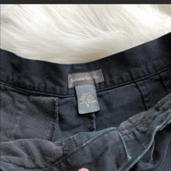 Banana Republic 90s Black High Waisted Shorts - Image 2