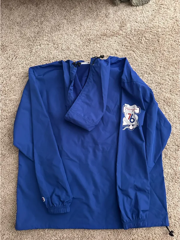 Nike Philadelphia 76ers Windbreaker - Image 2