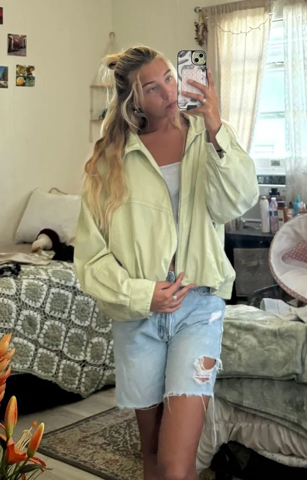Green Zip Up Jacket - Image 2