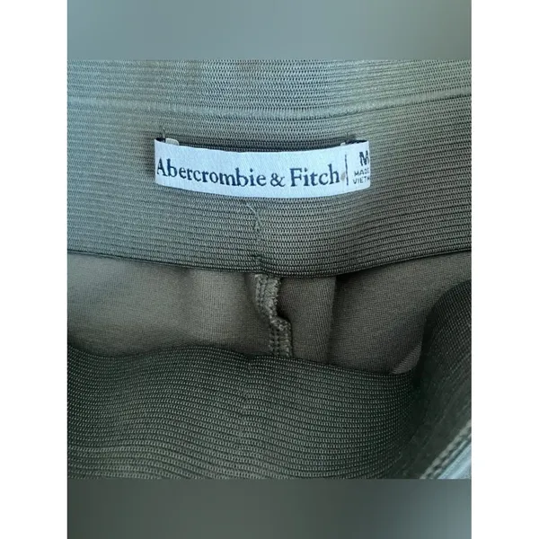 Abercrombie & Fitch Olive Green High Rise Flare Pants Pleat Split Hem Size M - Image 4