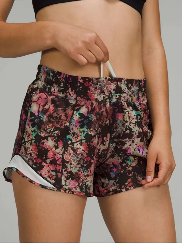 Lululemon Hotty Hot Short Stencil Blossom Red Multi Sheer Swift Ultra Light - Image 2