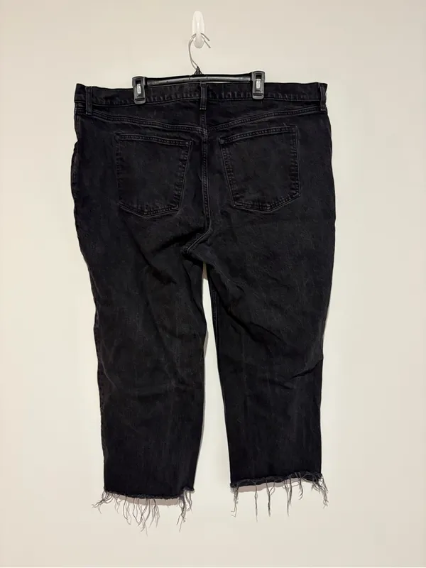 Abercrombie & Fitch High Rise 90’s Relaxed Cropped‎ Jeans raw hem black 36/22R - Image 2