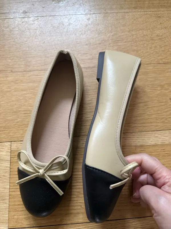 Classic Two-Tone Bow Ballet Flats - Black & Cream 7 - Image 5