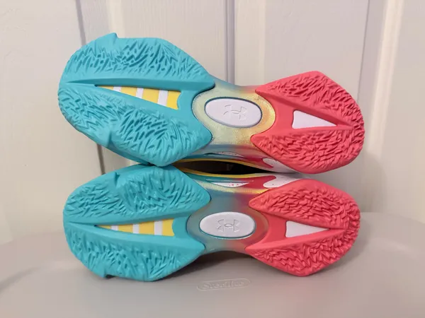 Under Armour Steph Curry basketball shoes  - Image 9