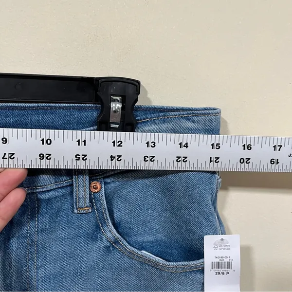 NWT GAP High Stride Wide-Leg Ankle Jeans size 8 petite denim high rise - Image 4