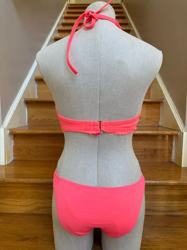 Victorias Secret Getaway Halter 36C bottom M . Coral bikini set - Image 11