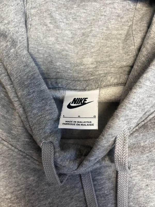 Nike Light Grey Hoodie Sweatshirt - Image 2
