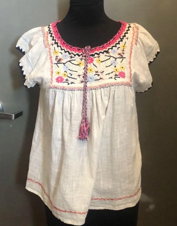 BanJara Embroidered Peasant top S - Image 2