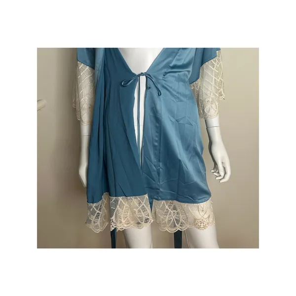 Flora Nikrooz‎ Gabby Lace Trim Satin Chermeuse Wrap Robe Women XS NWT - Image 4