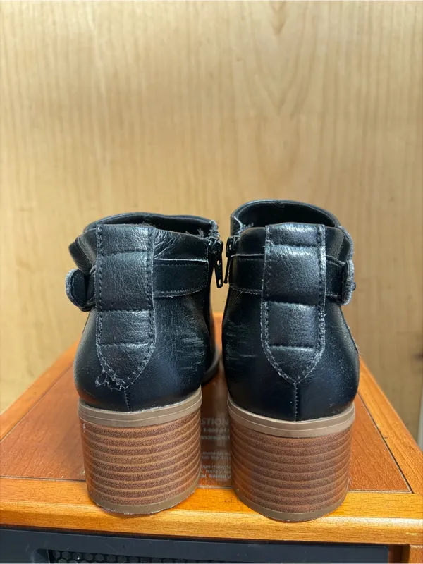 A New Day Women’s Black Ankle Booties. Size: 7.5 - Image 6