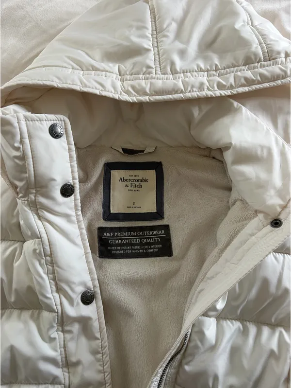 Abercrombie Vest Puffer - Image 4