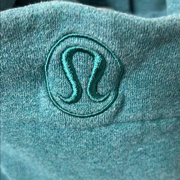 lululemon Scuba Hoodie - Image 3