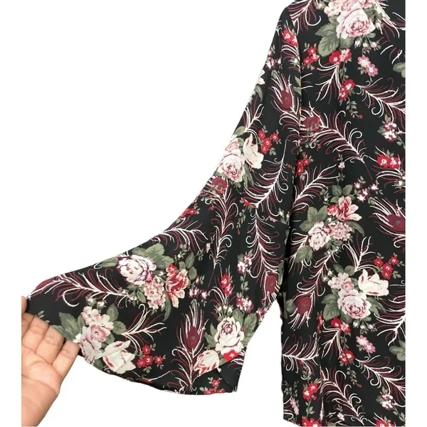 LOFT Black Floral Bell Sleeve Blouse Size M - Image 5