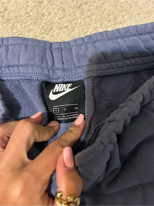 Nike Purple Cuffed Sweatpants - Image 4