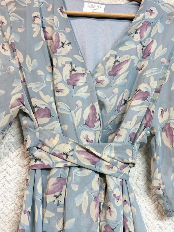 Sienna Sky Floral Faux Wrap Midi Dress M Blue Purple Cottagecore Fairycore Soft‎ - Image 9