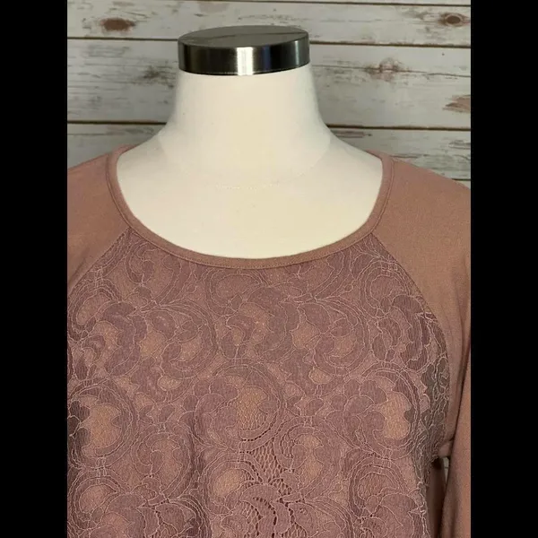 LOFT mauve cotton lace overlay fleece top Size XL - Image 3