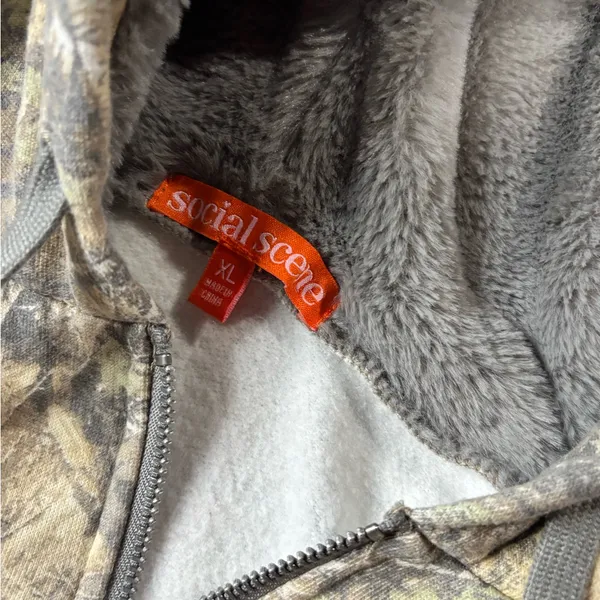 Camo zip up cropped X - Image 4