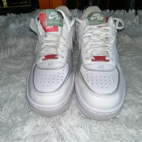 Nike Air Force 1 Shadow Sneakers Excellent like New Condition - Image 2