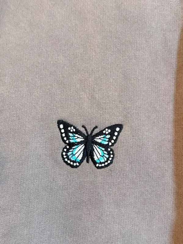 Dalix mineral-washed butterfly embroidered fleece hoodie - Image 3