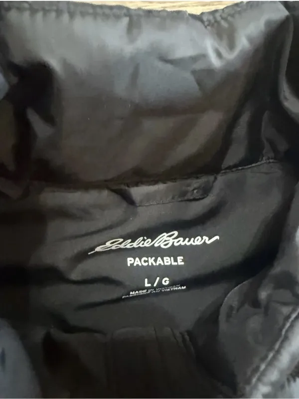 Eddie Bauer Women’s Black Zip Up Best Mountain Logo Size L NWOT - Image 8
