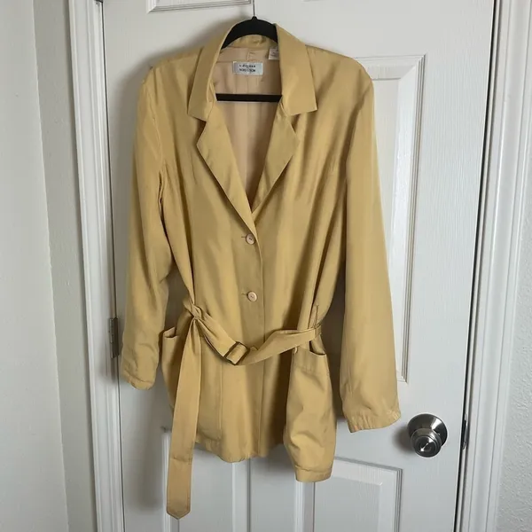L’Zinger for Nordstrom 100% Silk Belted Utility Blazer Jacket Size Medium - Image 3