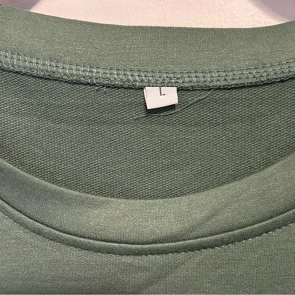 NWOT.. Graphic Tee With Humorous Quote Large Green - Image 4