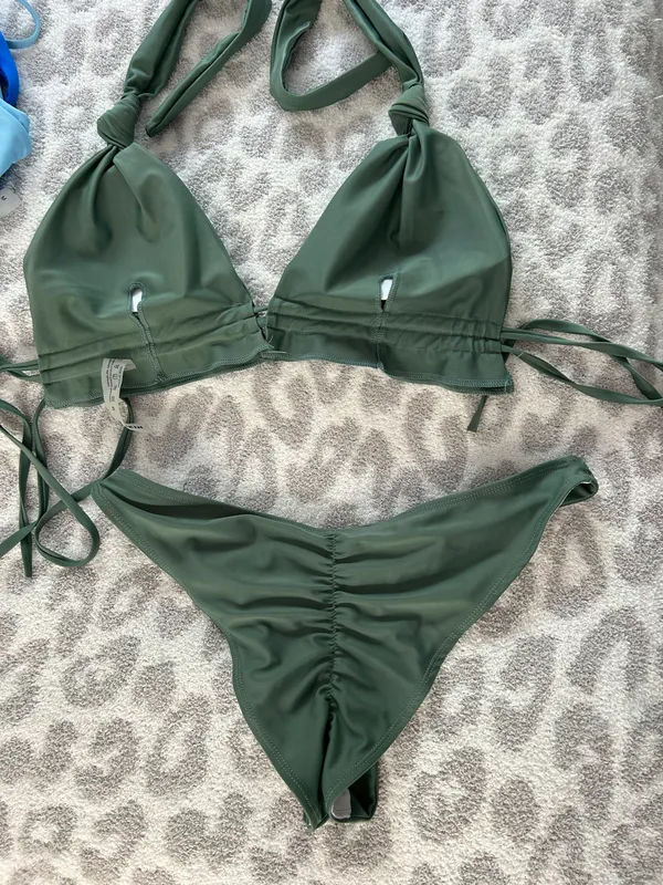 Bikini - Image 2