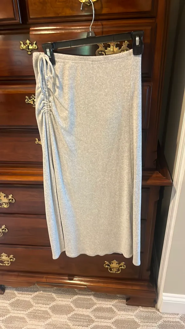 Aerie Gray Skirt - Image 4