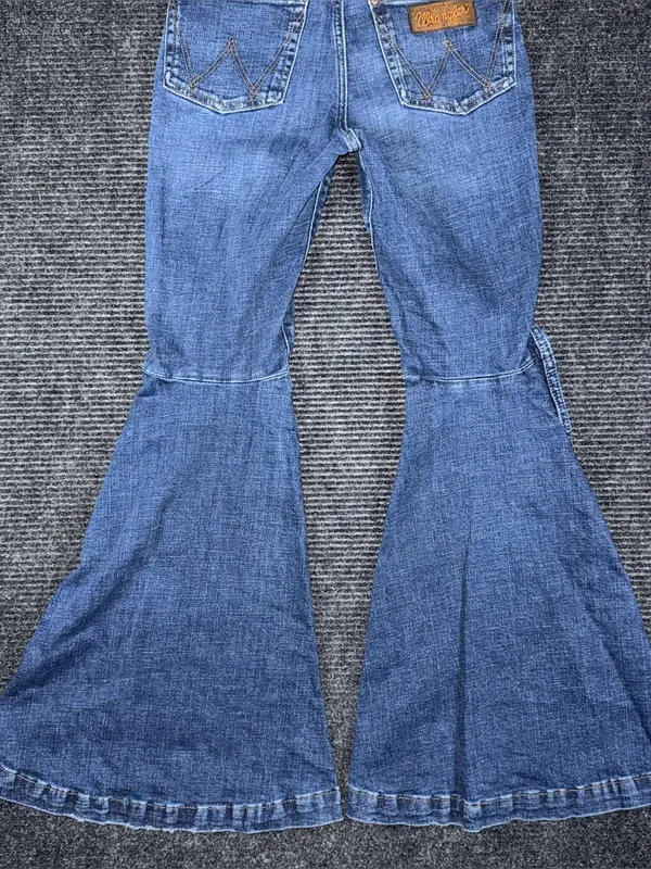 Wrangler Retro High Rise Trumpet Super Flare Bell Bottom Jeans Sz 26x31 Western - Image 6