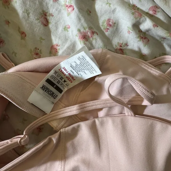 gymshark pink bandeau bra - Image 3