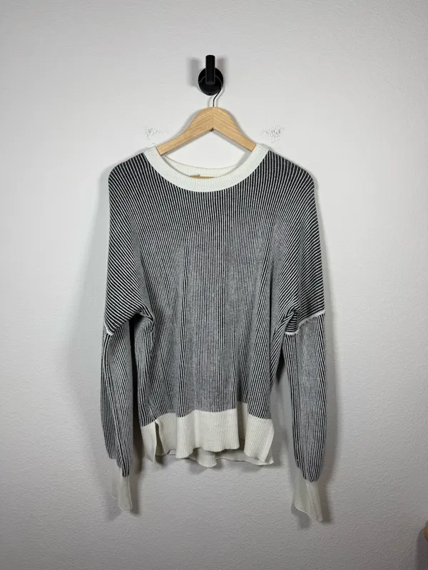 Oversized Ribbed Sweater Women Contrast Hem Crewneck Relaxed Knit Size M - Image 4