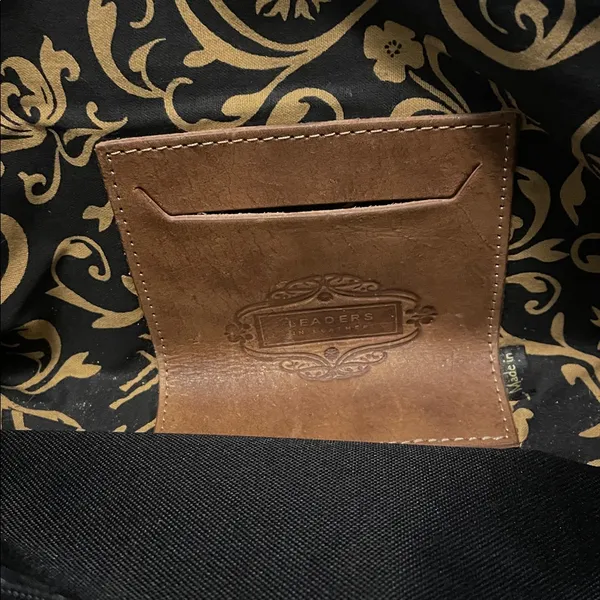 Leaders in Leather Light Brown Leather Shoulder Bag w/ Floral Western Design - Image 6
