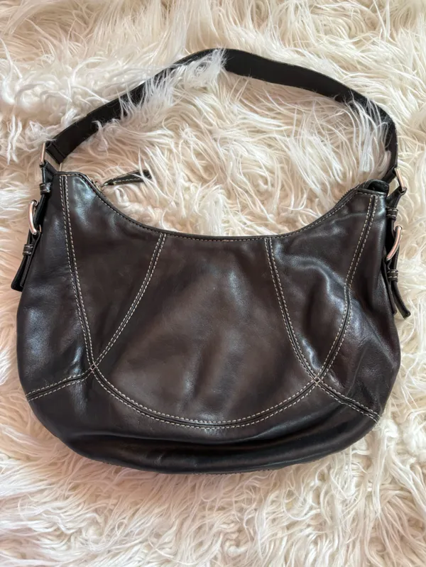 Michael Kors Black Leather Hobo Shoulder Bag White Contrast Stitch Y2K - Image 4