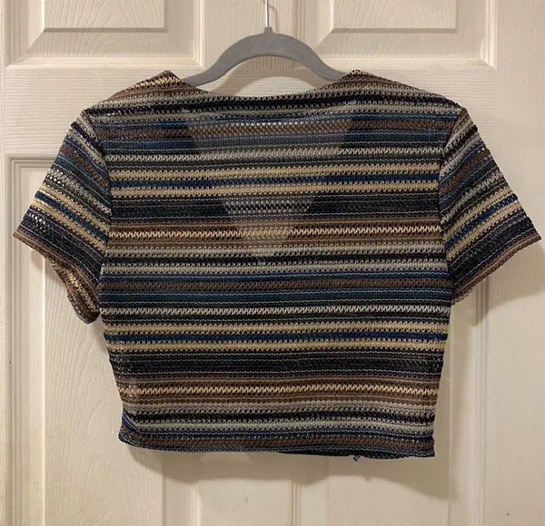 V-neck Button Placket Striped top - Image 3