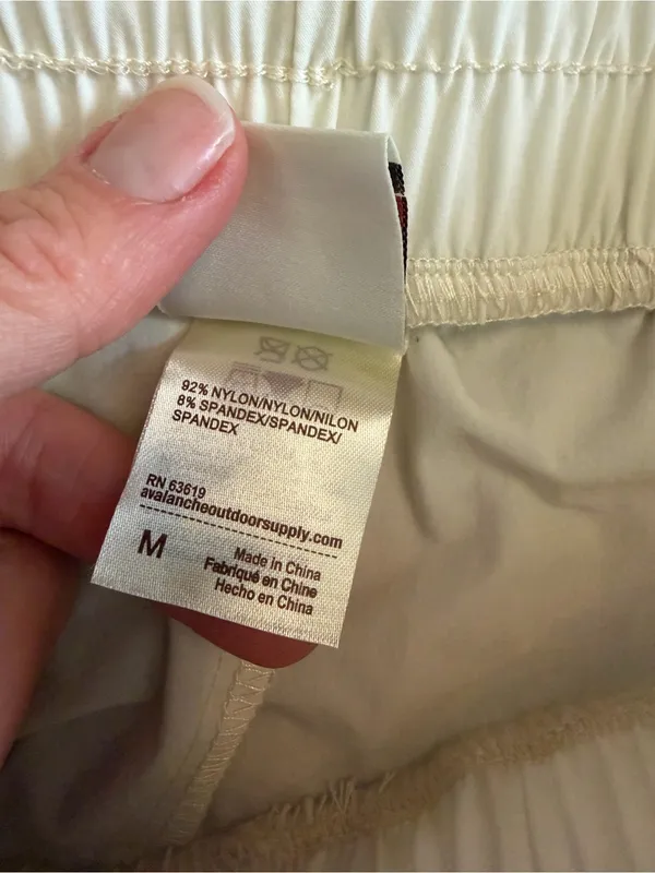 Avalanche Women’s Medium‎ Cream Hiking Shorts Nylon Stretch Pull On Outdoor - Image 7