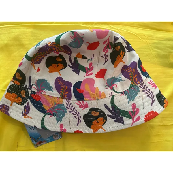 NWT Disney Parks Little Mermaid Princess Ariel Reversible Black White Bucket Hat - Image 2