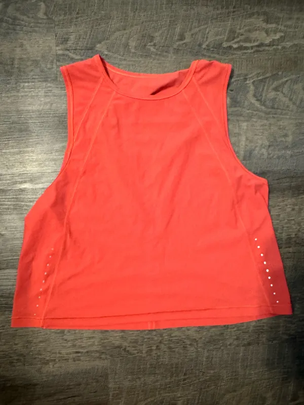 Lululemon Women’s Sleeveless Cropped Tank Top - Coral - Image 3