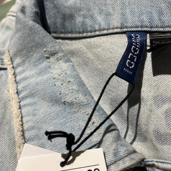 NWT H&M Denim Vest with Printed Design Distressed Denim Vest M - Image 6