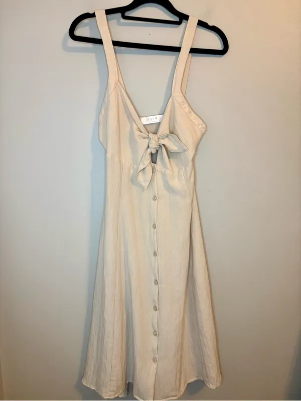 ASTR The Label Linen Blend Tie Front Button Midi Dress Small - Image 3