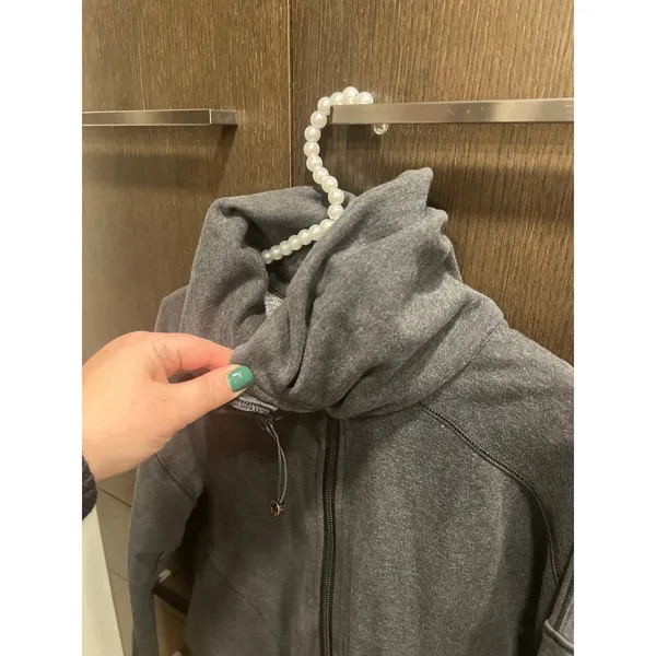 Lululemon Hug It Out funnel neck zip-up jacket in a heathered‎ grey women's 6 - Image 2