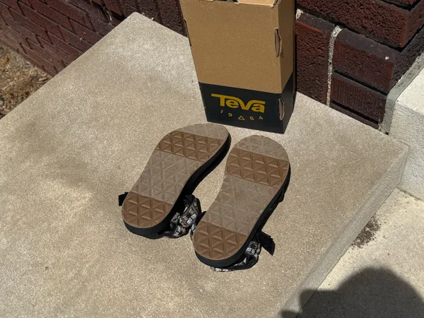 Teva Sandals Universal Butterfly - Image 3