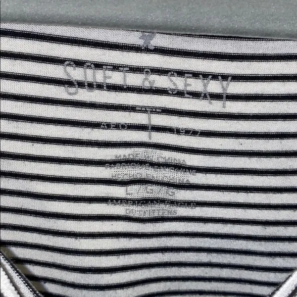 American Eagle Soft & Sexy T-shirt Large - Image 2