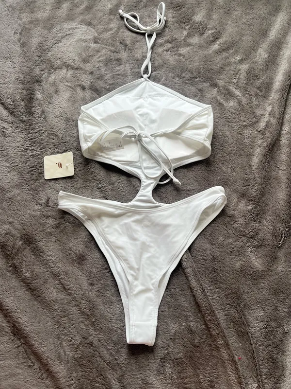 Fabletics One-Piece Cut-Out Swimsuit - Image 4
