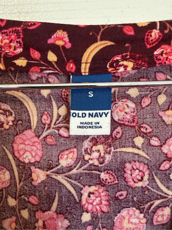 Old Navy Burgundy Floral Tiered Mini Dress Size Small V Neck Short Sleeve Maroon - Image 5